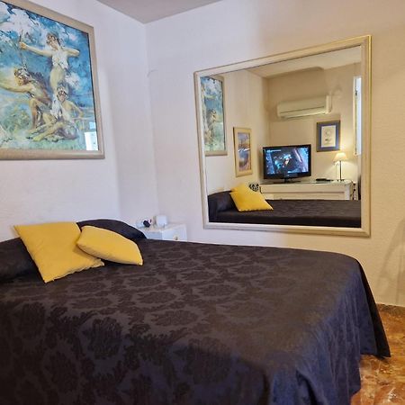Style Apartments City Center Valencia Bagian luar foto