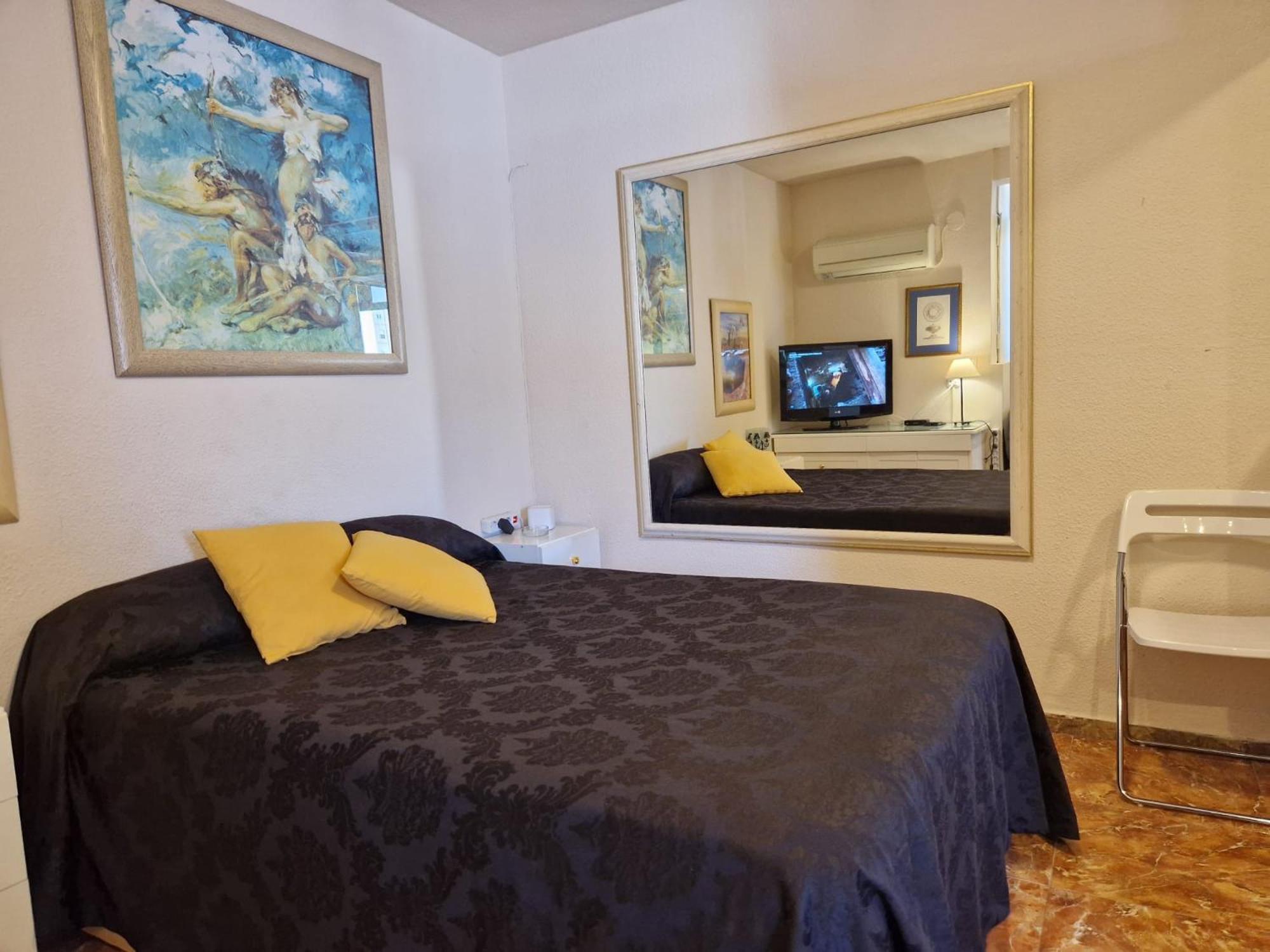 Style Apartments City Center Valencia Bagian luar foto